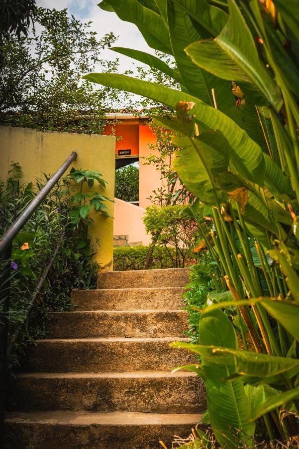 Aparthotel Jardin Tropical Bujumbura Buitenkant foto