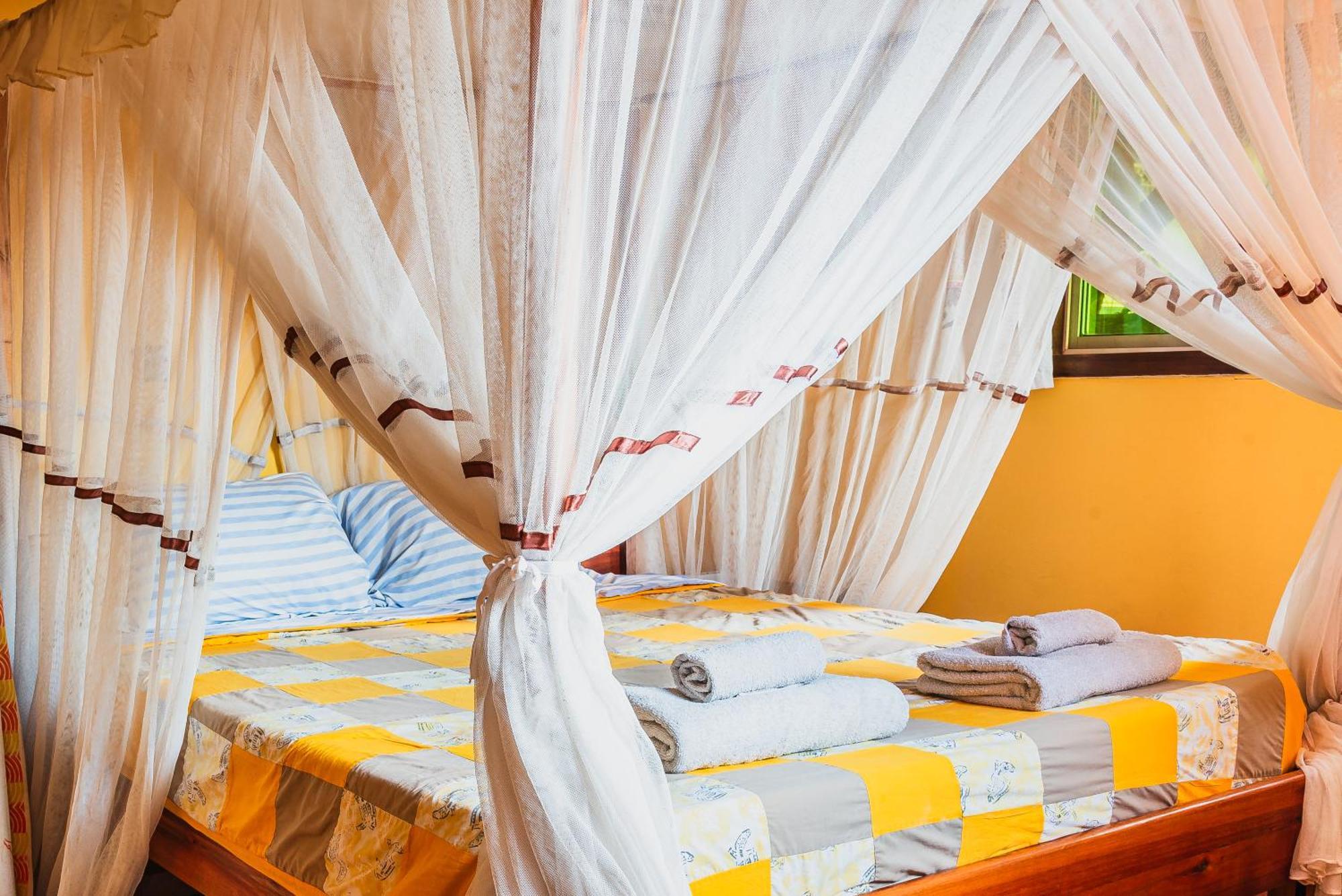 Aparthotel Jardin Tropical Bujumbura Buitenkant foto