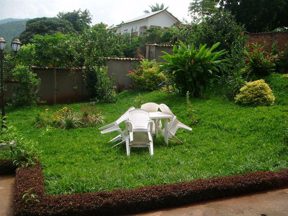 Aparthotel Jardin Tropical Bujumbura Buitenkant foto